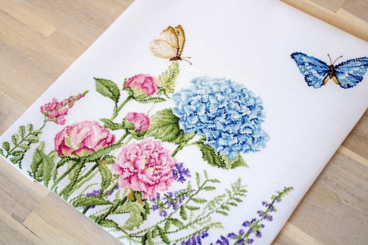 Набор для вышивания Luca-S BA2360 Летние цветы и бабочки