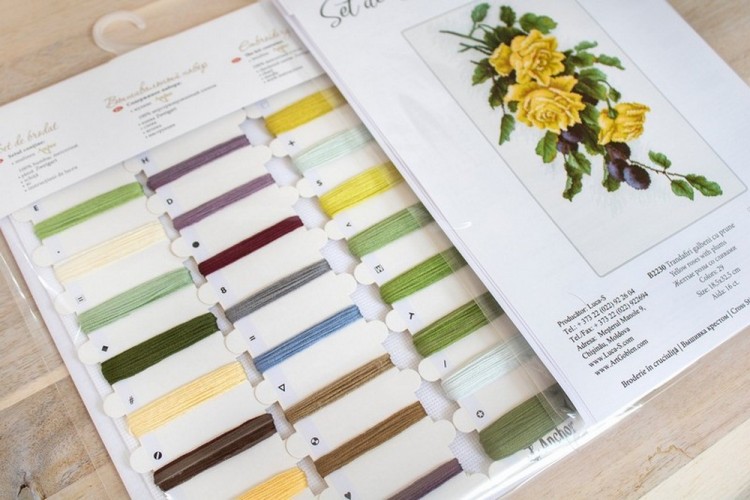 Luca-S B2230 Желтые розы со сливами