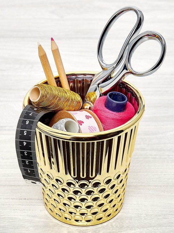 Hemline 4911.YG Стакан-органайзер "Наперсток" для швейных аксессуаров