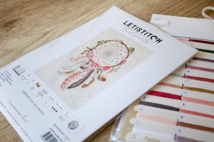 Набор для вышивания LetiStitch 957 Live your dreams (Живите своими мечтами)