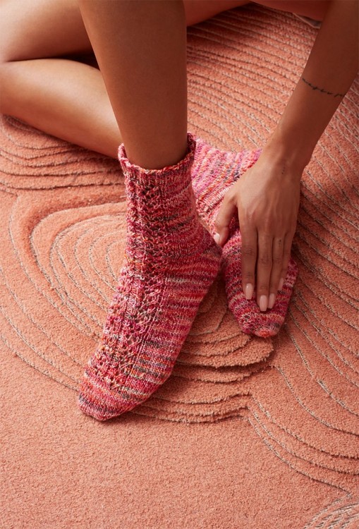 Lang Yarns 2570.0002 Журнал "PUNTO 70 FOOTPRINTS" RUS