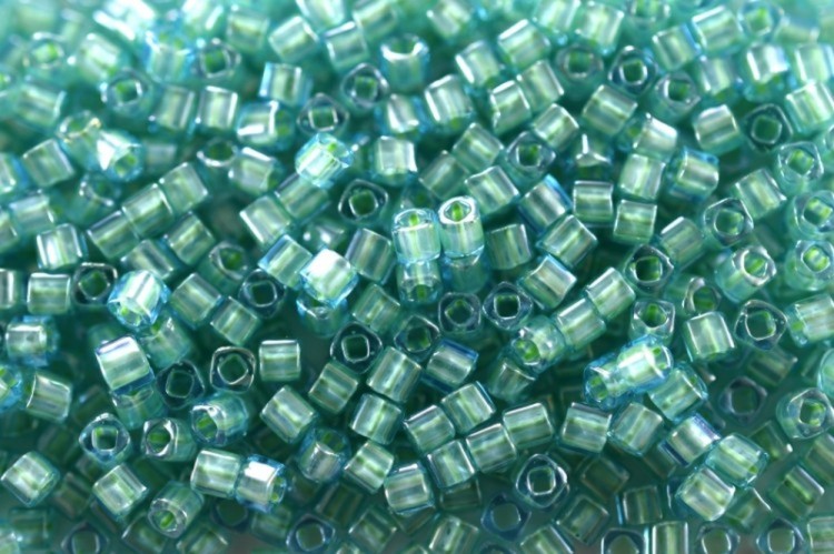 TOHO бисер Cube 1.5 мм-15/0 цвет 0954