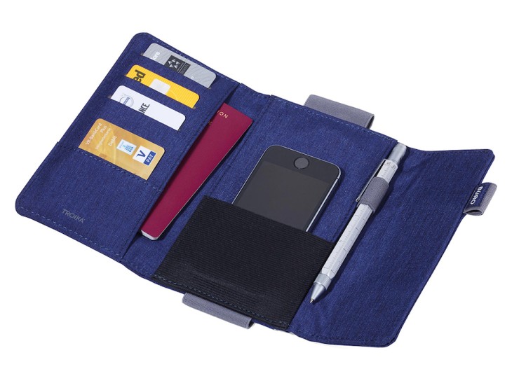 Troika TRV55/DB Кейс-органайзер для проездных документов с магнитной застежкой