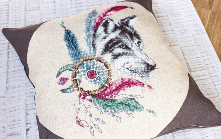 Luca-S PB143 Волк