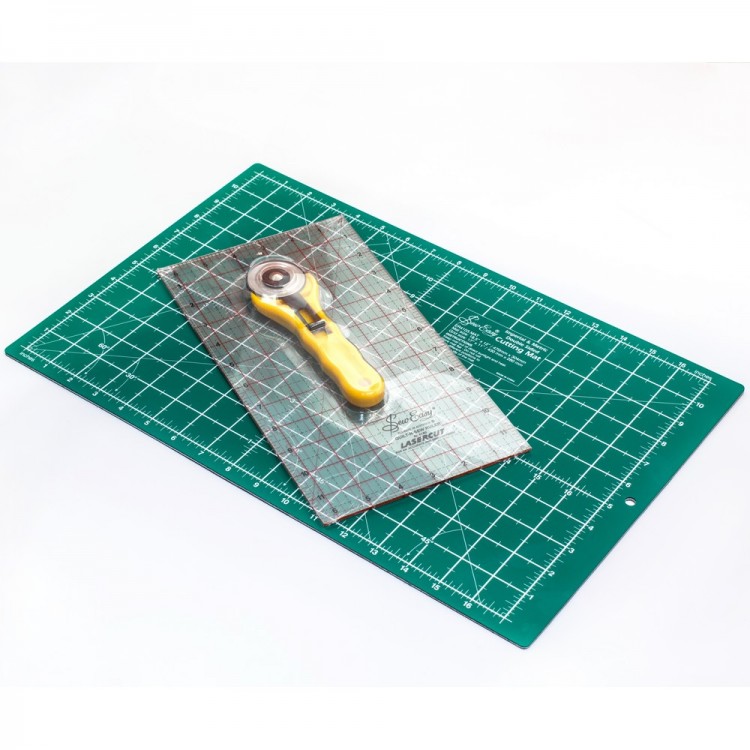 Hemline ER4103 Набор для пэчворка: мат двусторонний, линейка, нож ролевый