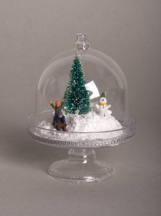 Rayher 46320000 Набор декоративных элементов "Дети на санках"