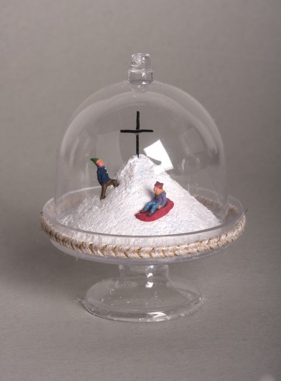 Rayher 46320000 Набор декоративных элементов "Дети на санках"