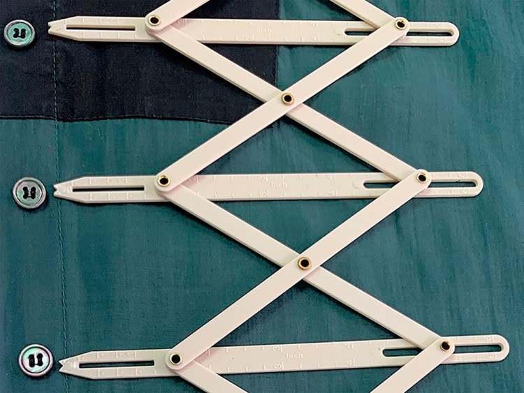 Hemline 258.E Линейка раздвижная для разметки на ткани