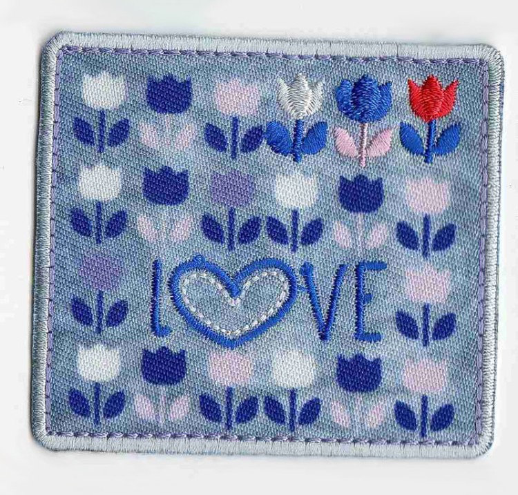 HKM 33670/1SB Термоаппликация "Надпись LOVE и тюльпаны"