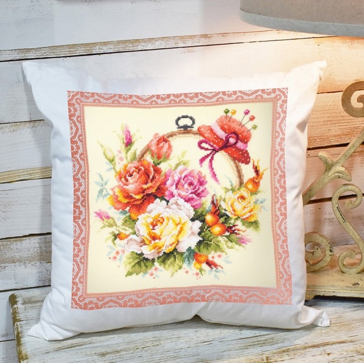 Набор для вышивания Чудесная игла 100-122 Розы для мастерицы