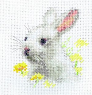 Алиса 0-226 Белый крольчонок