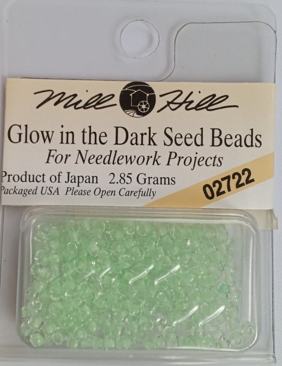 Mill Hill 02722 Green Glow - Бисер Glow in the Dark (светится в темноте)