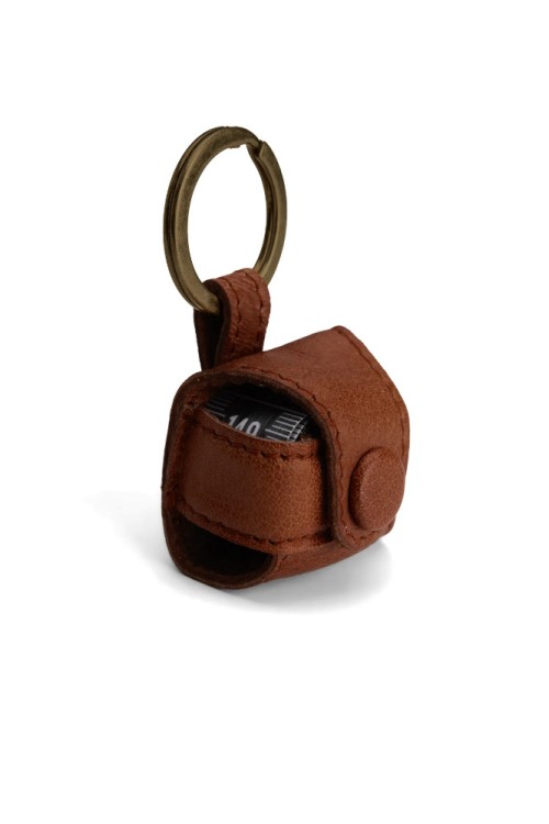 Muud QB-4186/Rich Brown Чехол для сантиметровой ленты "Malmo" Muud QB-4186/Rich Brown Чехол для сантиметровой ленты "Malmo"