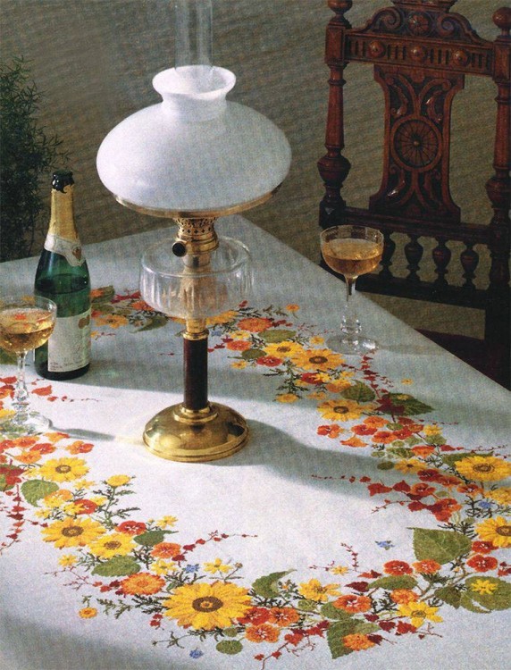 Eva Rosenstand 92-2104 Скатерть "Желтые цветы"