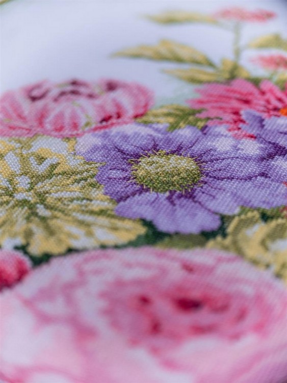 Набор для вышивания Lanarte PN-0196208 Floral cotton candy (Цветочная сладкая вата)