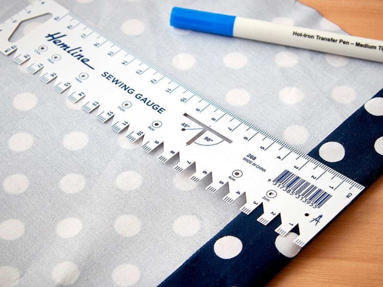 Hemline 268 Пластиковая линейка - шаблон для припусков
