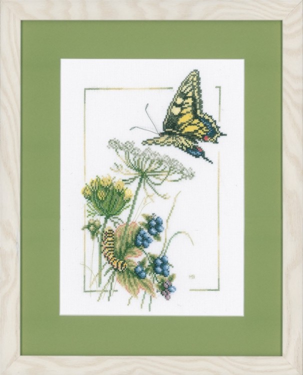 Набор для вышивания Lanarte PN-0021622 Blueberry butterfly