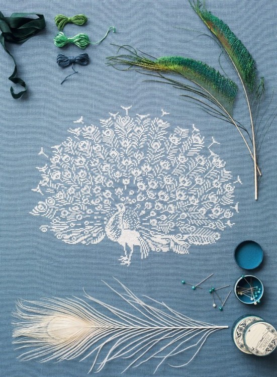 Французская вышивка крестом. Монохромы и градиенты Элен ле Берр