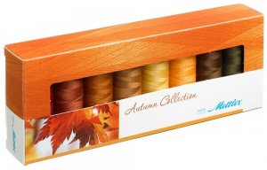 Amann Group Mettler SFC8AUTUMN Набор с нитками Silk Finish "Оттенки Осени" в подарочной упаковке, 8 катушек