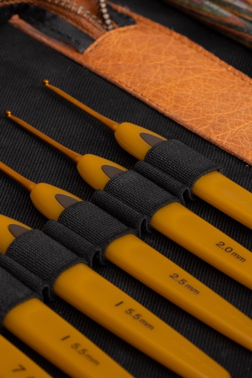 Muud QB-4388/Whisky Чехол-органайзер "Effi"