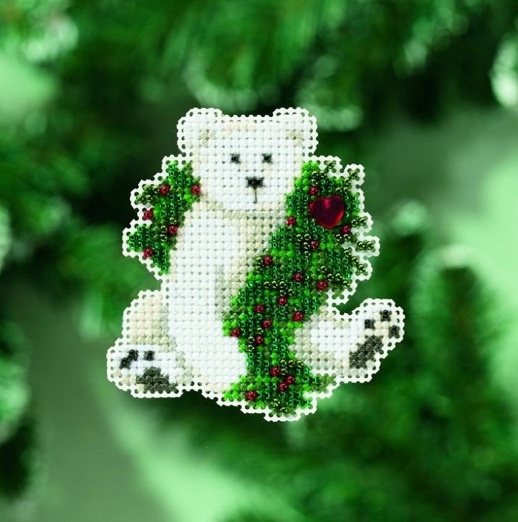 Набор для вышивания Mill Hill MH180306 Holiday Polar Bear (Каникулы полярного медведя)